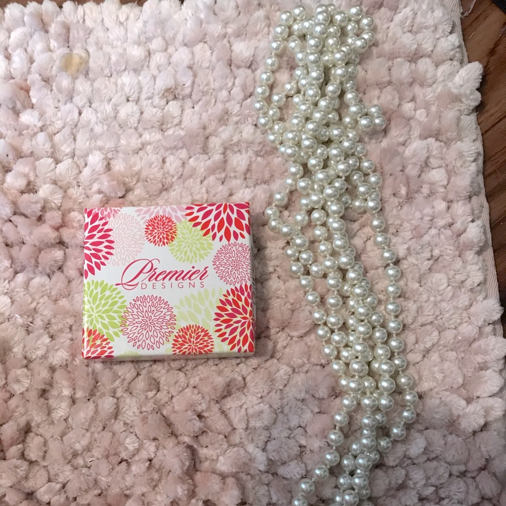 Premier Designs Extra Long Pearl Necklace